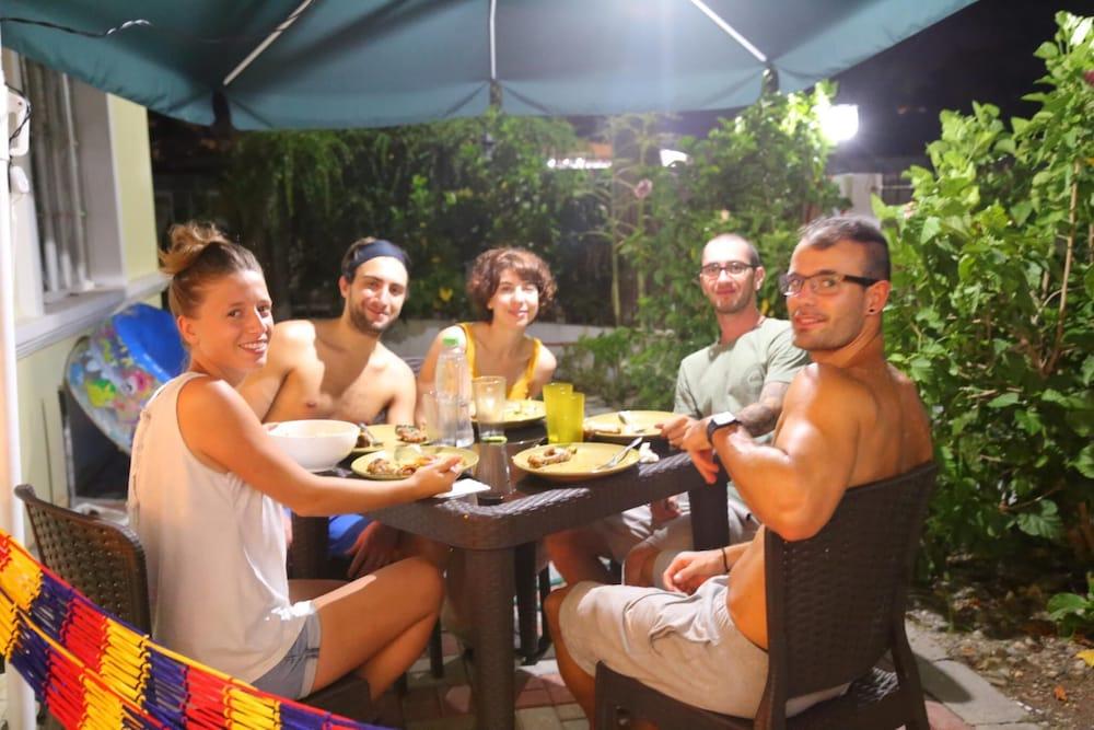 Dee Guesthouse White Sands Lapu-Lapu City Kültér fotó