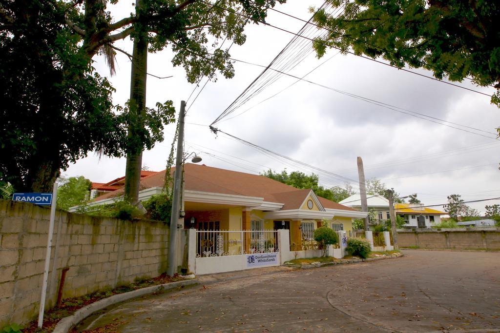 Dee Guesthouse White Sands Lapu-Lapu City Kültér fotó