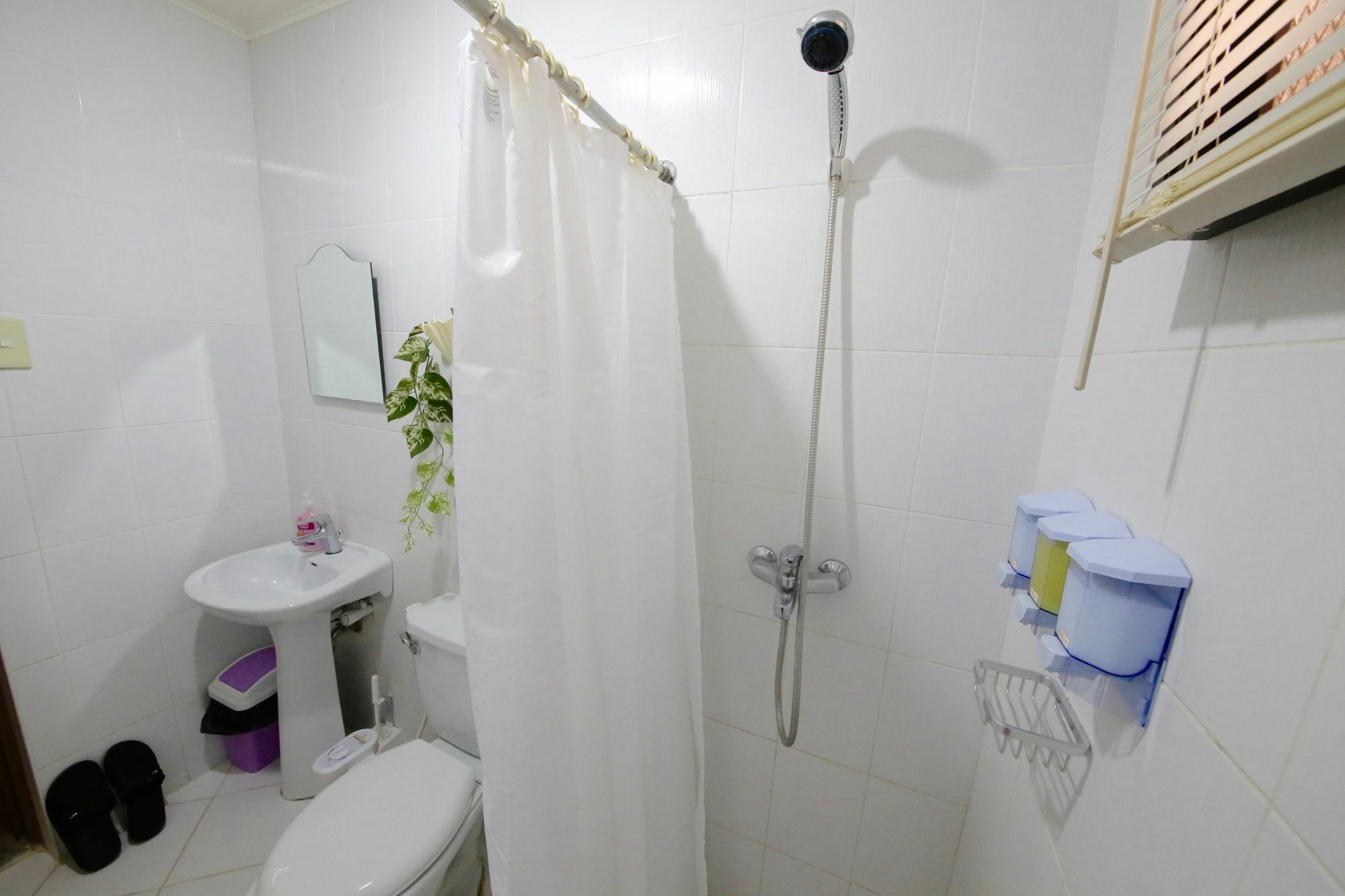 Dee Guesthouse White Sands Lapu-Lapu City Kültér fotó