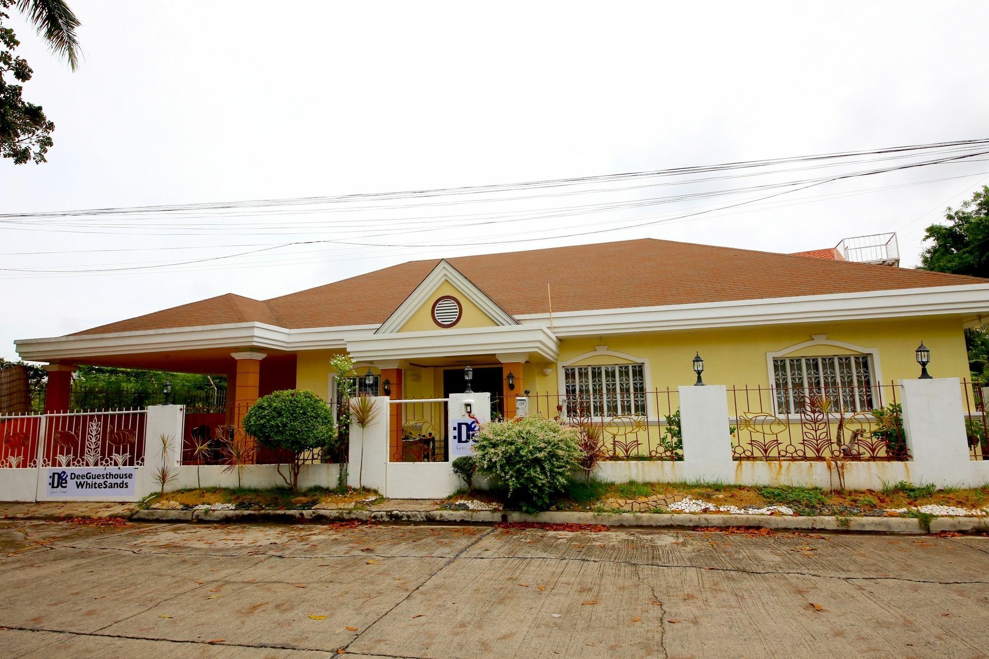 Dee Guesthouse White Sands Lapu-Lapu City Kültér fotó